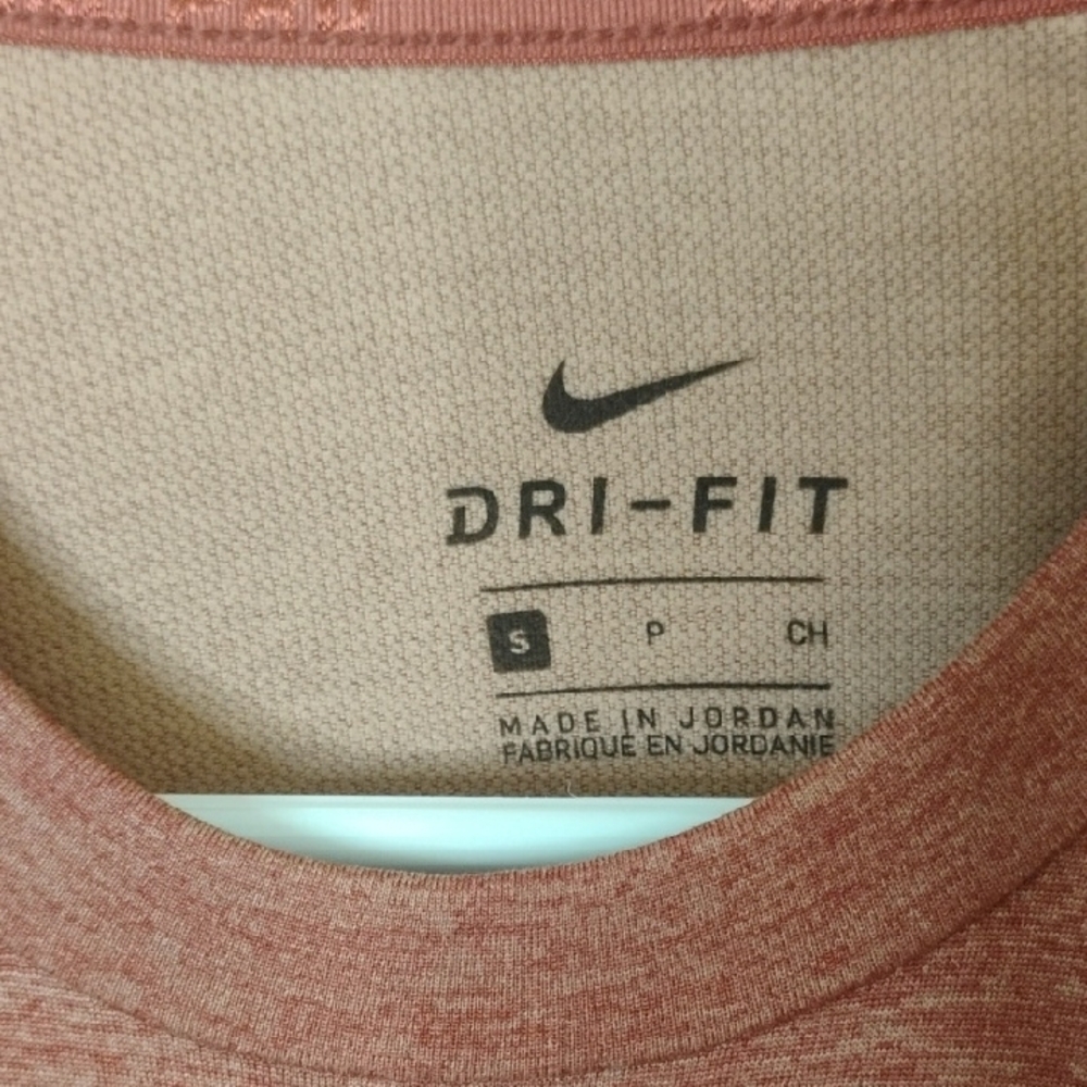 Nike Women's Rust Long Sleeve Tee - Picture 2 of 5